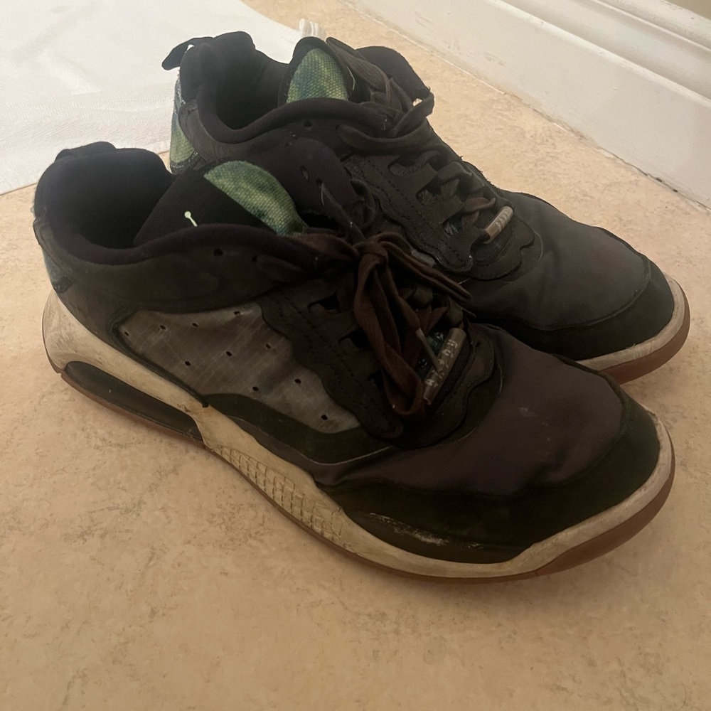 Jordan Max 200 “bayou”